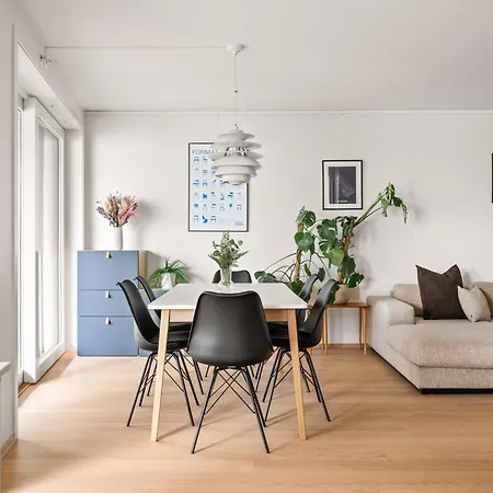Modern & Spacious Apartamento Bergen