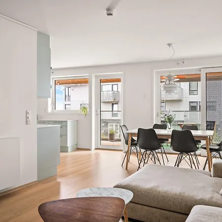 Modern & Spacious דירה ברגן