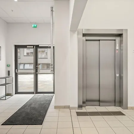 Modern & Spacious شقة