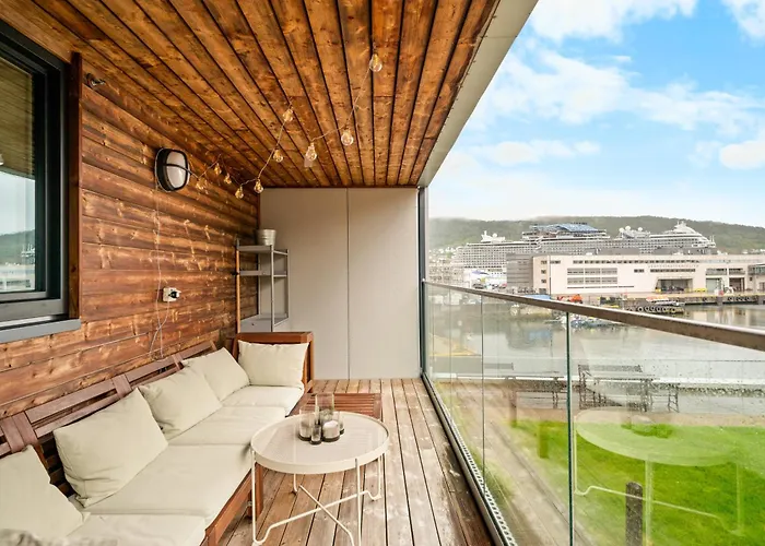 아파트 Modern & Spacious