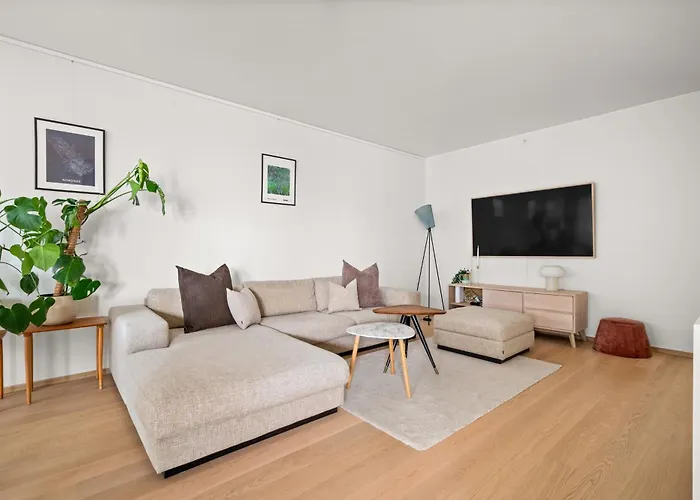 Modern & Spacious Apartmán *